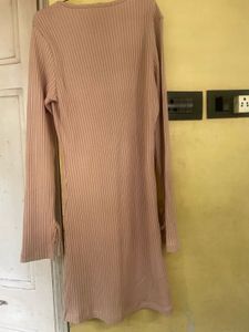 PINK WOOLLEN DRESS