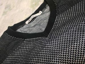 Patterned Long Sleeve Tee