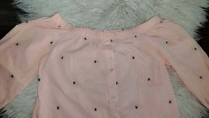 Peach Off-Shoulder Top🩷