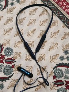 Boat Head Phone