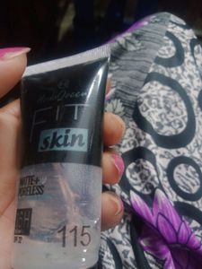 HUDA Queen Fit Skin 115