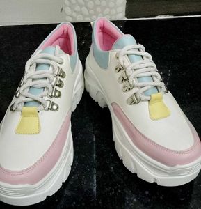 Stylish Model Shoes 😍