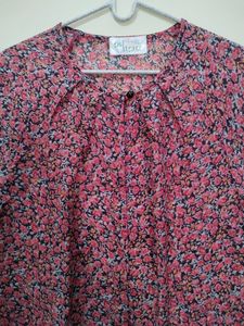 Entease Floral Print Top