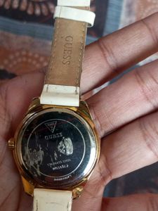 Guess Orignal Analog White Dial Women&#39;s Watch