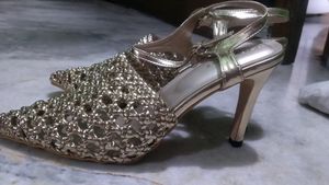D&#39;shoe Lounge Gold 40👡