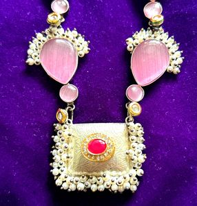 Pink Monalisa And Pearl Set