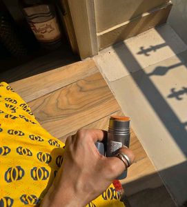 krylolan LE concealer stick never used