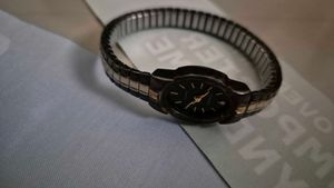 Elegant Women&#39;s Watch( Need Repair)