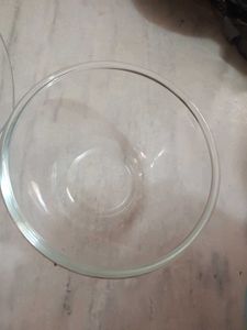 3 Dinner Glass Containers with Lids