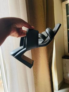 H&amp;M Footwear | Size-7.5