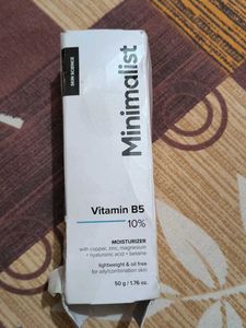 Minimalist Vitamin B5 Moisturizer