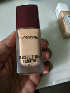 Lakme Invisible Finish Foundation-01