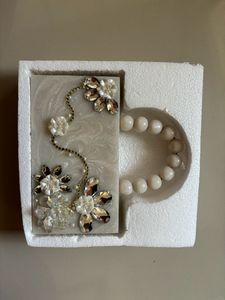 Marble White Clutch