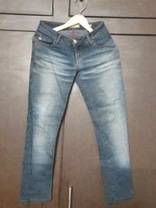 Guess Jeans - Size 28