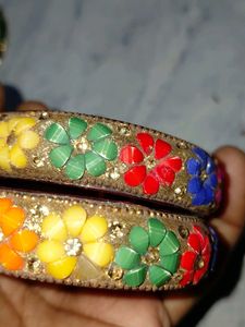 Floral Bangle Set