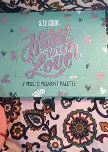 S.f.r Color Hated With Love Eyeshadow Palette