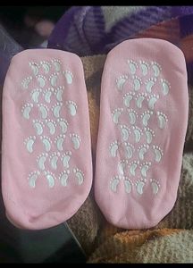 Lint Removern Jail Socks