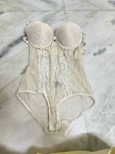 Lace Detail Bodysuit