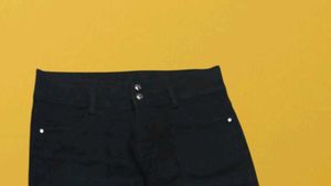N@81 Size-32 Black Cargo Pants