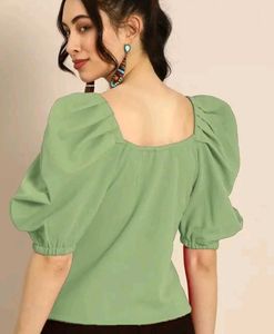 Puff sleeve top💚