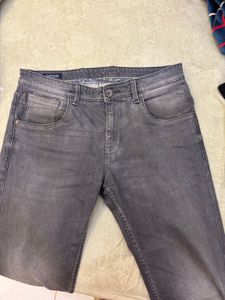 Men’s Gray Denim Jeans