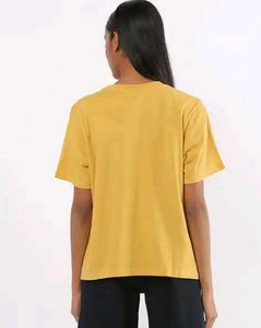 Levi&#39;s Graphic Tee