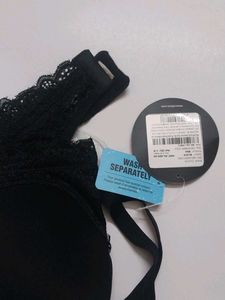 Bralettee ....brand New With Tag ..clovia