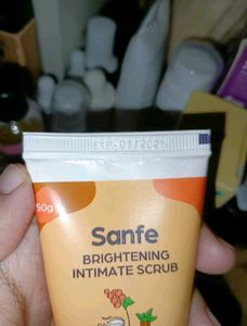 ✨ Sanfe Brightening Intimate Scrub