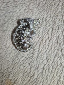 Brooch