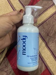 Seal Packed Moody Body Lotion