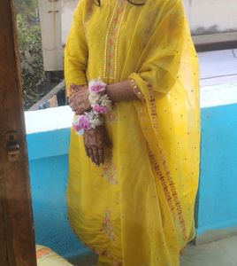 Haldi Wer Kurti Pent No Lupatta