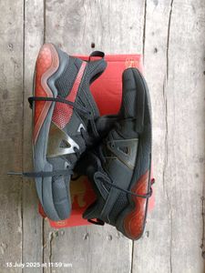 Puma Sneakers