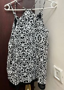 Black And White Spaghetti Top