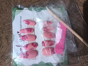 Pink Flower Press-On Nails