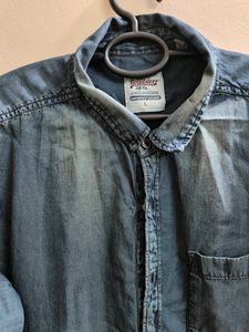 Roadster Denim Jeans Shirt. New Condition. L Size