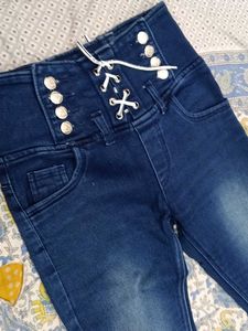 Stylish High-Waisted Jeans