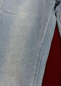 4 Button Jeans