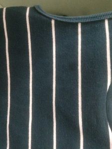 striped crop top