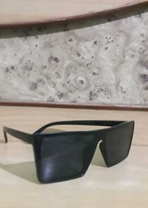 Stylish Black Sunglasses