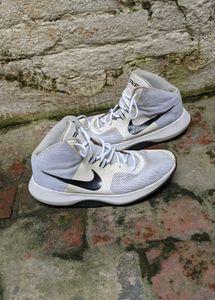 Nike Air Precision Basketball Shoes