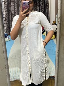 white kurta with pocket