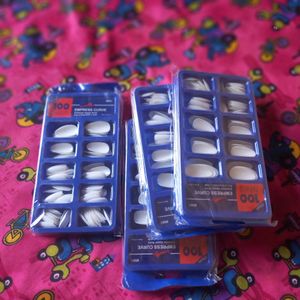 Artifical Nails Set With Glue
