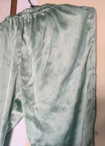 Silky Green Pants 💫