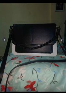 Chic Two-Tone Crossbody Bag