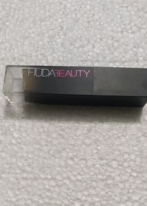 Huda Beauty Foundation Stick...