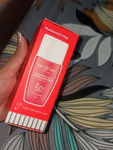 Dot &amp; Key Strawberry Tinted Sunscreen SPF 50