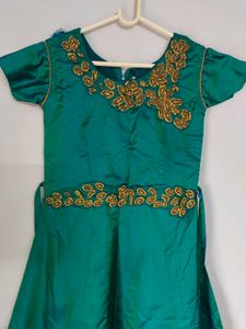 Elegant Emerald Green Dress