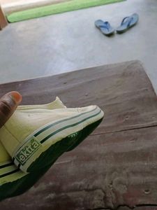 Cute White Casual Shoes