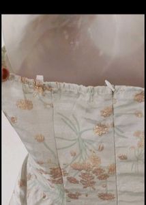 FLORAL PRINT APPLIQUE DRESS
