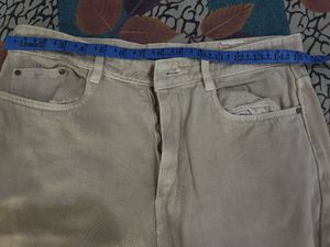 Beige Jeans